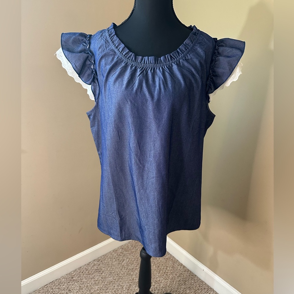 Late August Women Blue Chambray Eyelet Flutter Sleeve Blouse Top PL DT7164P-TNCL